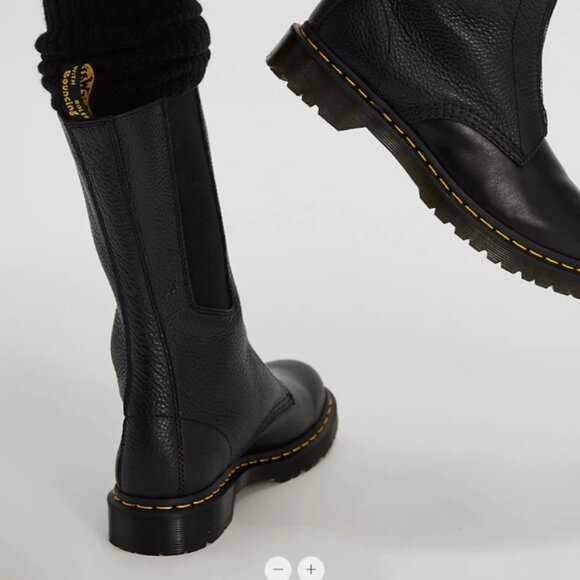 DR. MARTENS 1B99 FRONT ZIP MID CALF LEATHER BOOTS MSRP$270 Comfy & Stylish - Picture 12 of 16